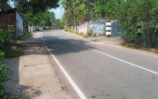 4 cent main road front land for sale in Gandhipuram, Sreekaryam